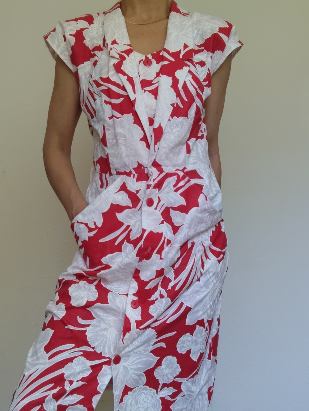 Vintage Button Front Open Back Floral Hawaiian Print Midi Dress